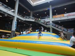 -蒙特利亲子乐园