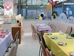 大堂-萨卡屋亲子乐园·餐厅(龙山万物工场店)