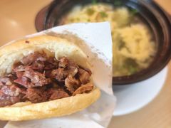 精品驴肉火烧-闫家驴肉老店(华电一校店)
