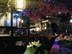 -韵秋荷(宝山龙湖天街店)