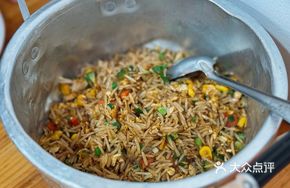 Rice-Pairing Stir-Fried Green Beans with Pork Cracklings