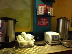 -岳姥姥饺子(泺文路店)