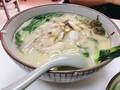-明呈黄鱼面馆(斜土路店)