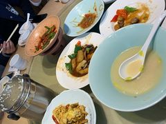 -关东小磨东北菜(上海长风大悦城店)