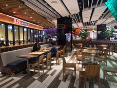 大堂-食悦天美食广场(西安CityOn熙地港购物中心店)