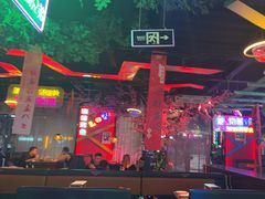 -路边边.炒菜烧烤.音乐餐厅(良乡长虹店)