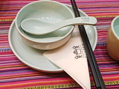 -香巴拉云南餐厅(华莱坞店)