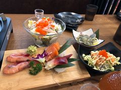 -泰居酒屋日式料理烧肉