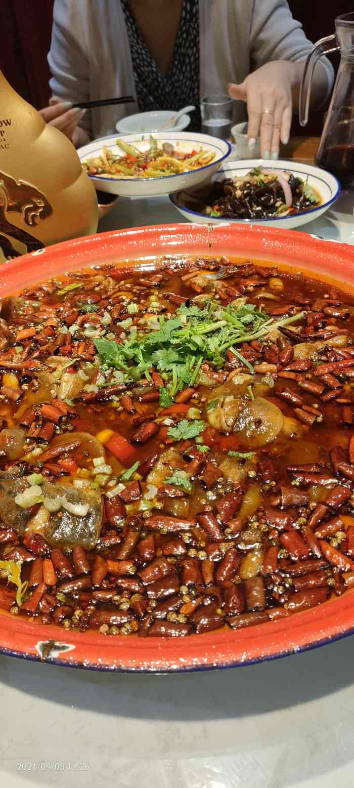 鸡毛店·成都江湖菜馆(金沙江路店)-"最近特别喜欢吃川菜,这家看了看