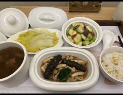 -莉泽月子中心(凯旋江景店)