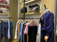 -Vivienne Westwood(上海来福士广场店)