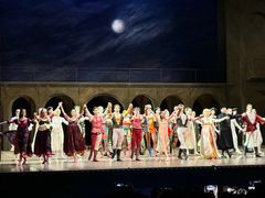 -交通银行前滩31演艺中心