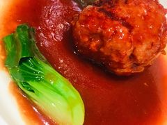 红烧狮子头-乾隆美食·本帮菜(黄河路店)