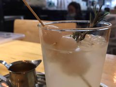 -无牌咖啡&酒馆