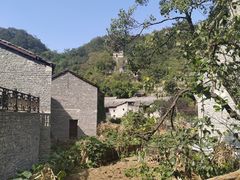 -高荡千年布依古寨旅游景区