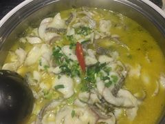 -严厨老坛酸菜鱼(吴江万宝店)