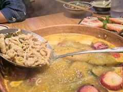 -洱火云南酸菜牛肉火锅(石景山当代商城店)