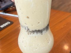 -Chom Cafe and Restaurant