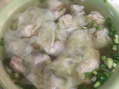 -张阿三馄饨店