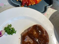 -忘忧草融合私房菜(红鼎国际店)