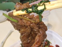-江湖亮亮蒸虾大排档烤全羊清真(武汉总店)