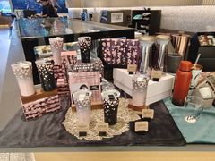 -星巴克臻选(上海合生汇1F店)