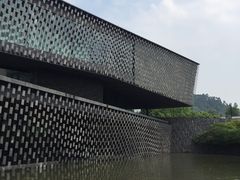 -知美术馆