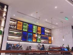 -港丽餐厅(高德置地店)