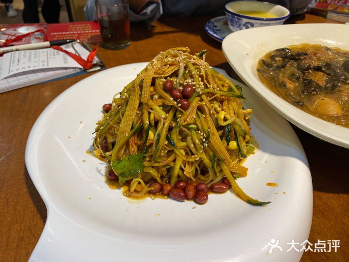 东北人·东北菜(天河店)东北贼传统蔬菜大拉皮图片