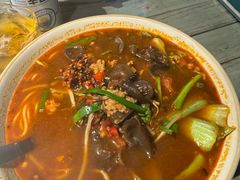 -粉八·云南米线·建水烧烤(常熟路店)