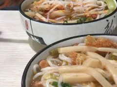 -忆螺巷螺蛳粉(步行街小巷店)