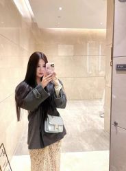 -FRIDAY星期五专业美发沙龙