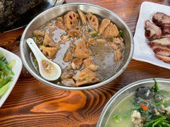 -御霞苑泥烩鸡休闲农庄