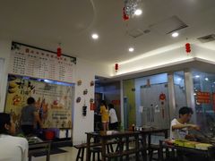 大堂-杨校长·老成都串串香火锅(全国总店)