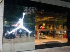 -杭州西湖银泰百货