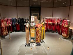 -藤薰定制中式嫁衣礼服旗袍店