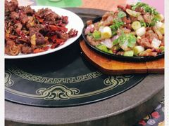 -泸沽肴(泸沽湖大洛水村农村信用社旁店)