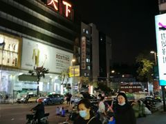 -广州壹马服装广场