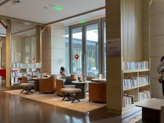 -大堂吧·雪茄吧·威士忌·下午茶(深圳机场希尔顿逸林酒店)