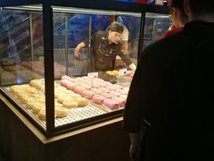 面包甜点陈列柜-LELECHA乐乐茶(上海五角场万达广场店)