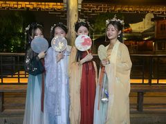 -汉仪华裳汉服旗袍·摄影写真馆(乌镇西栅店)