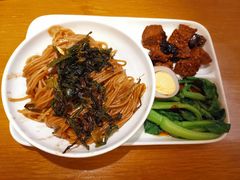 特色葱油拌面-南小馆(迪士尼小镇店)