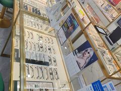 -世纪大明眼镜·林德伯格·蔡司官方授权店(武昌旗舰店)