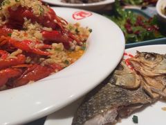 -肥肥虾庄·金牌油焖大虾(杨园滨江时代walk店)