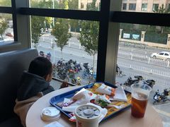 靠窗位-汉堡王(北京通州领展店)