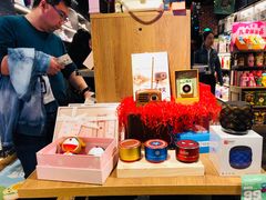 -酷乐潮玩(金桥国际店)