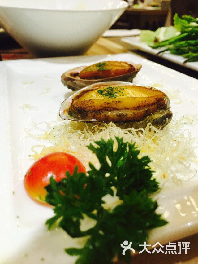 赵小姐不等位(木头人店)