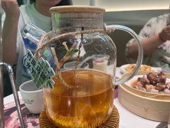 -洪氏嗨捞·广东猪肚鸡·椰子鸡火锅(西咸万象城店)