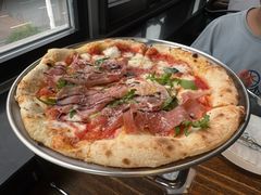 风干火腿披萨-FABIO’S费比欧披萨餐厅