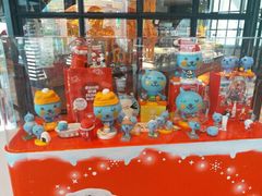 零售区-东方明珠·可口可乐欢乐餐厅